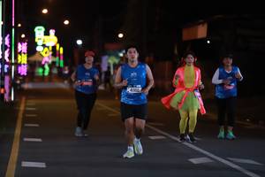 BIB: 41902
                            <button type="button" onclick="openModal(20382381)" class="btn btn-primary btn-sm float-right btn-popup" data-toggle="modal" data-target=".modal-high-quality">
                        <i class="fas fa-shopping-cart"></i> Add to Cart
                    </button>
                                            <button type="button" onclick="isThisMe(20382381, true)" class="btn btn-success btn-sm float-right btn-popup btn-isme hidden" data-toggle="tooltip" data-placement="bottom" title="นี่คือรูปของคุณใช่ไหม คลิกที่นี่เพื่อเอาเข้าอัลบั้ม">
                        <i class="fas fa-plus"></i> Add to album
                    </button>
                    <button type="button" onclick="isThisMe(20382381, false)" class="btn btn-warning btn-sm float-right btn-popup btn-isnotme hidden">
                        <i class="fas fa-ban"></i> Remove from album
                    </button>